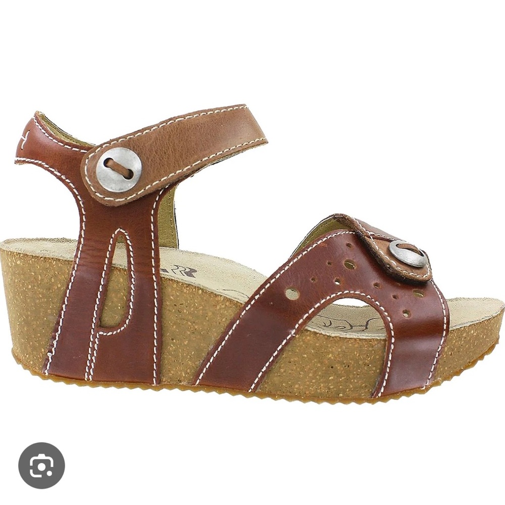 Romika Brown Tan Sandals